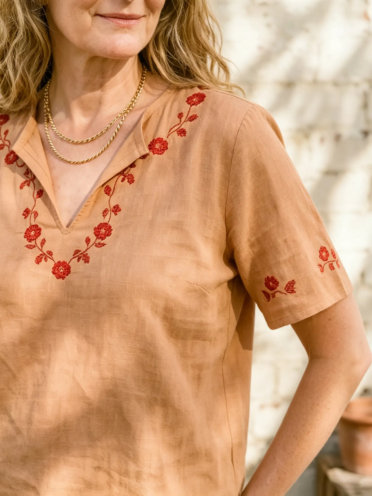 Women's Neck Floral Artistic Print V-Neck Short Sleeve Linen Top